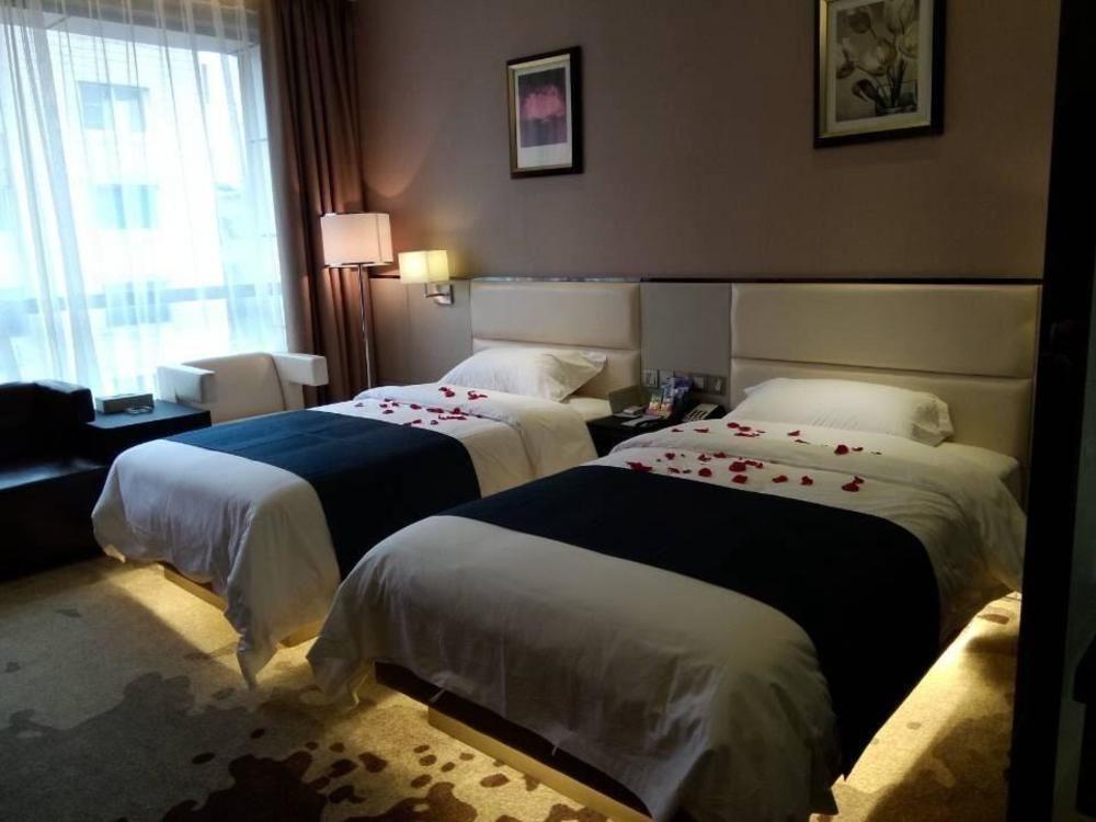 Chengdu Hello Hotel Shuangliu ภายนอก รูปภาพ